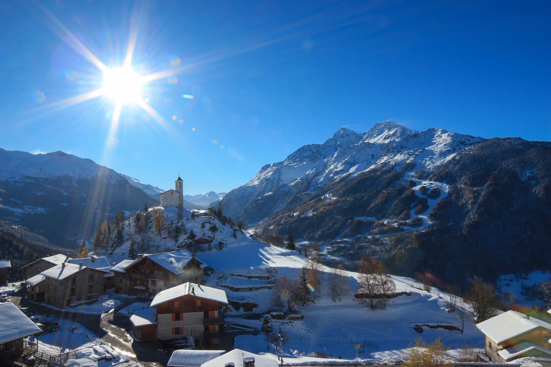 Le village de La Rosière 1850 au soleil